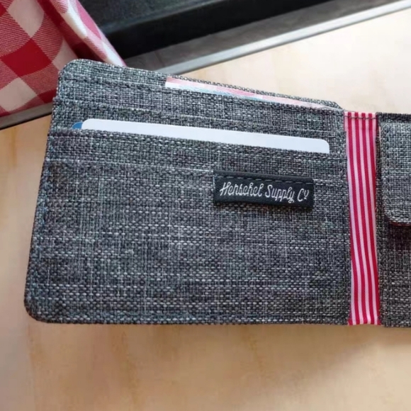 Herschel wallet second hand - Picture 2 of 4